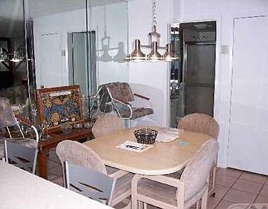 4th image of 1604 16th Ln