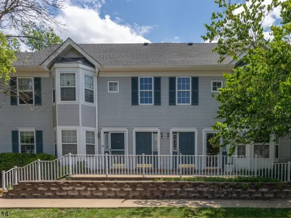 121 Williamson Court, Bridgewater Twp., NJ 08807