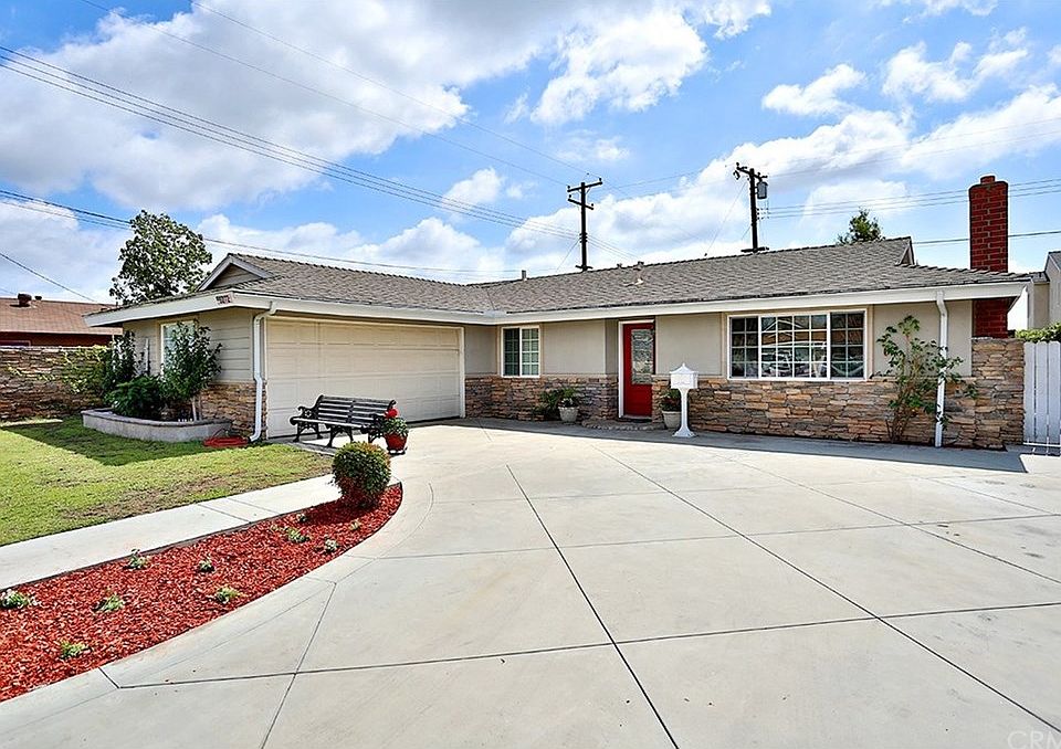 2nd image of 6272 Santa Barbara Ave