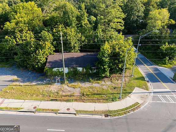 3rd image of 1762 Jeffersonville Rd