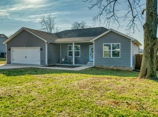 101 Creekwood Dr, Russellville, KY 42276