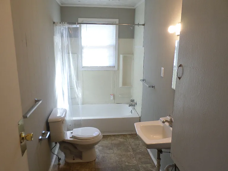 535 Arkwright Dr — Photo 12