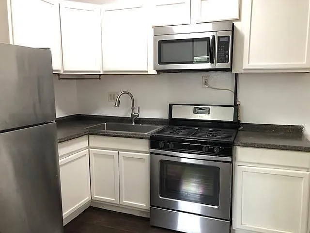 384 McCovey Ln photo 1