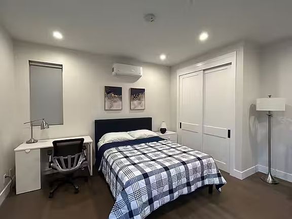 5th image of 13745B Fortuna Ct