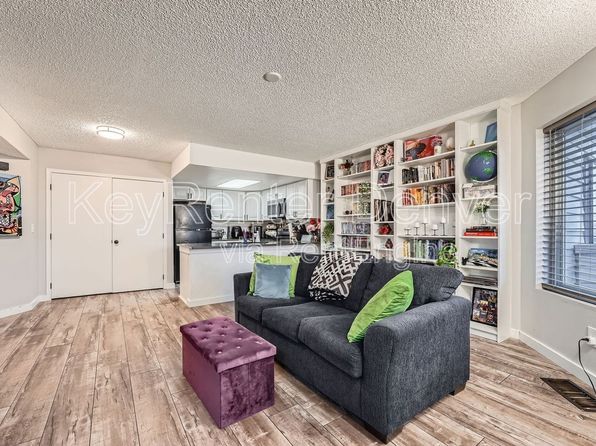 17000 E Ford Dr APT 102