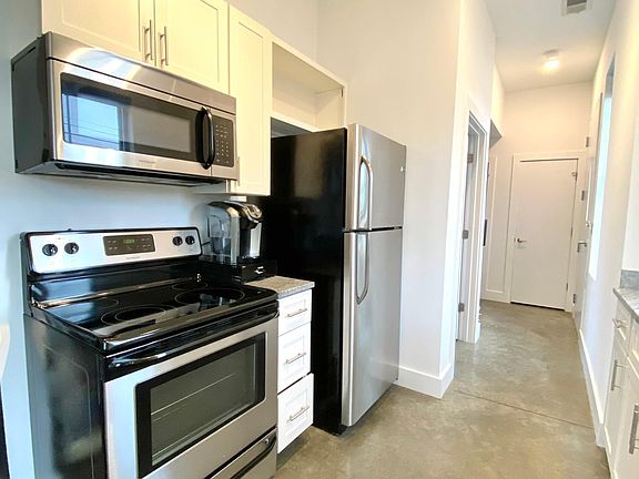 3rd image of 1253 4th Ave S #1253