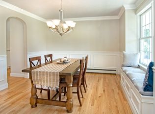 15 Sherman Dr, Falmouth, ME 04105