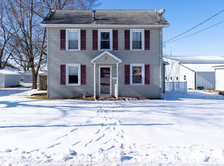 513 N Main St, Lacon, IL 61540