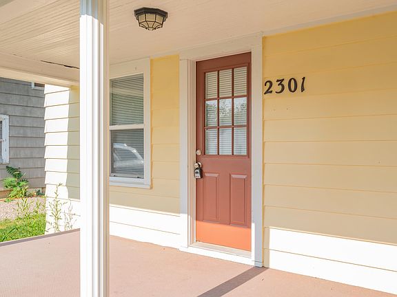 3rd image of 2301 N Janney Ave