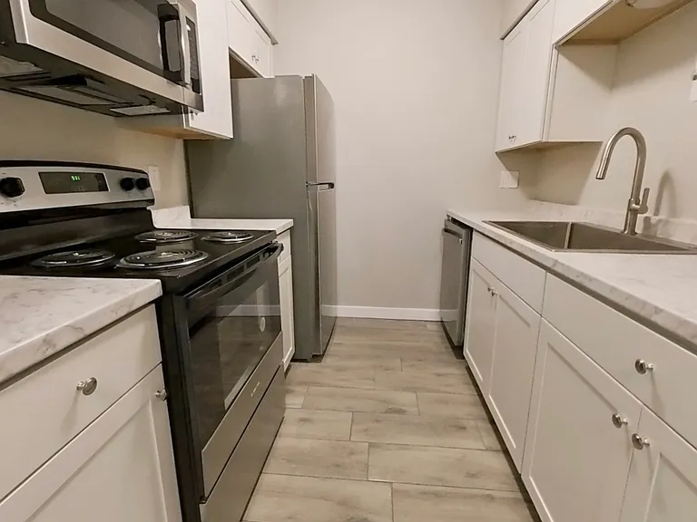 2737 N Salem #101 — Photo 15