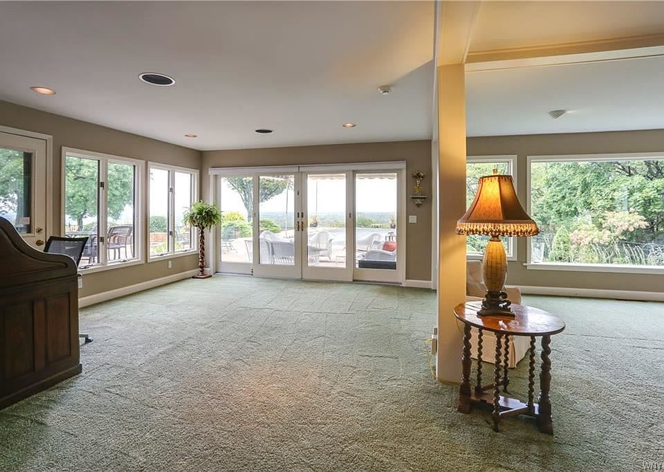 699 Mountain View Dr, Lewiston, NY 14092 Zillow
