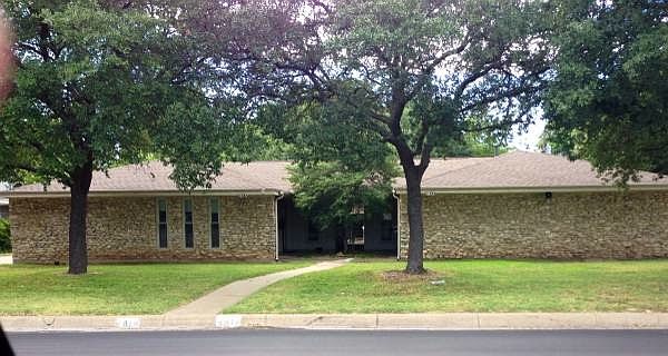 1st image of 4812 South Dr