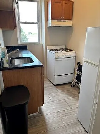 1192 Commonwealth Ave #22 — Photo 2