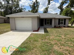 5942 E Loring Ln, Inverness, FL 34452