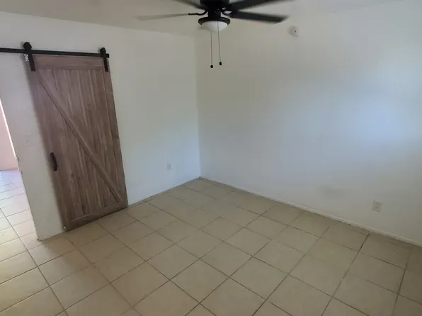 13847 N 8th Pl APT 4, Phoenix, AZ 85022