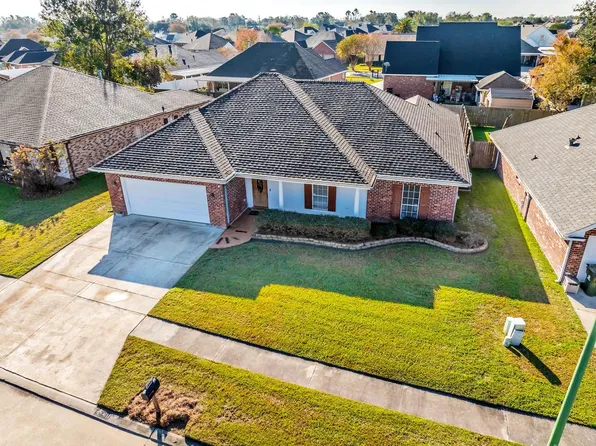 411 Lancaster Dr, Houma, LA 70360