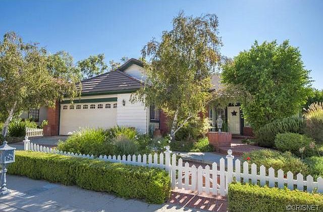1st image of 7868 Valley Flores Dr
