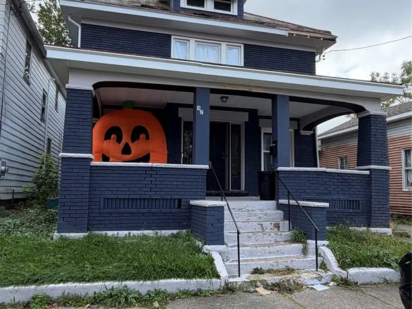 423 E 11th St, Erie, PA 16503