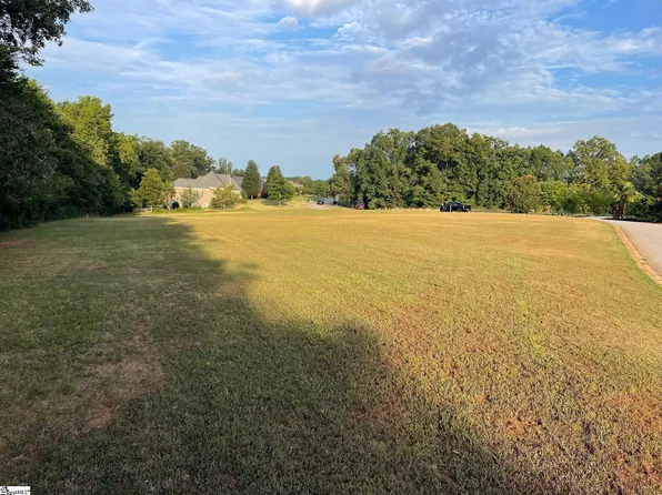 105 Topsail Dr, Anderson, SC 29625