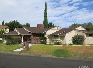 23025 Ostronic Dr, Woodland Hills, CA 91367