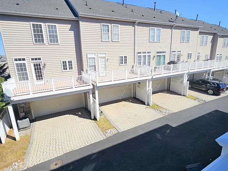 13117 Tannery Ridge Dr — Photo 49