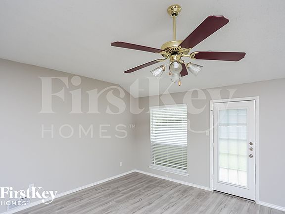 4th image of 433 Asbury Dr