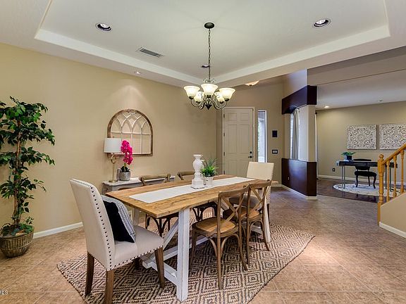 Formal Dining