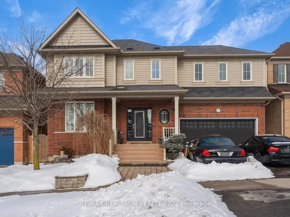 22 Northern Dancer Dr, Oshawa, ON L1L 0A9