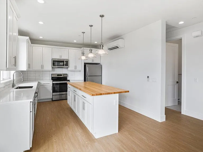 9002 Redmond Woodinville Rd NE #9002 — Photo 18