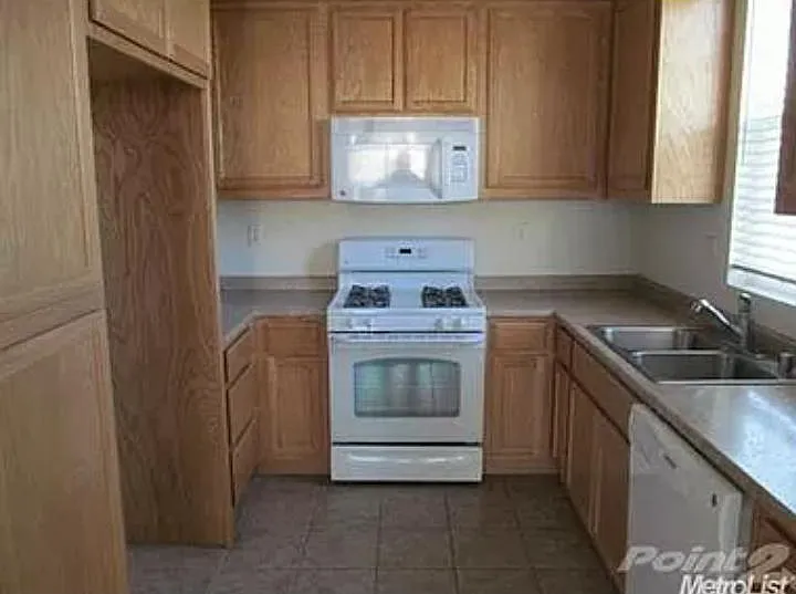 7869 Porcello Walk — Photo 10