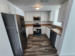 1250 S Miami Ave APT 909, Miami, FL 33130