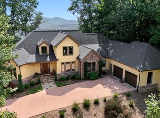 349 Mountain Summit Rd, Travelers Rest, SC 29690