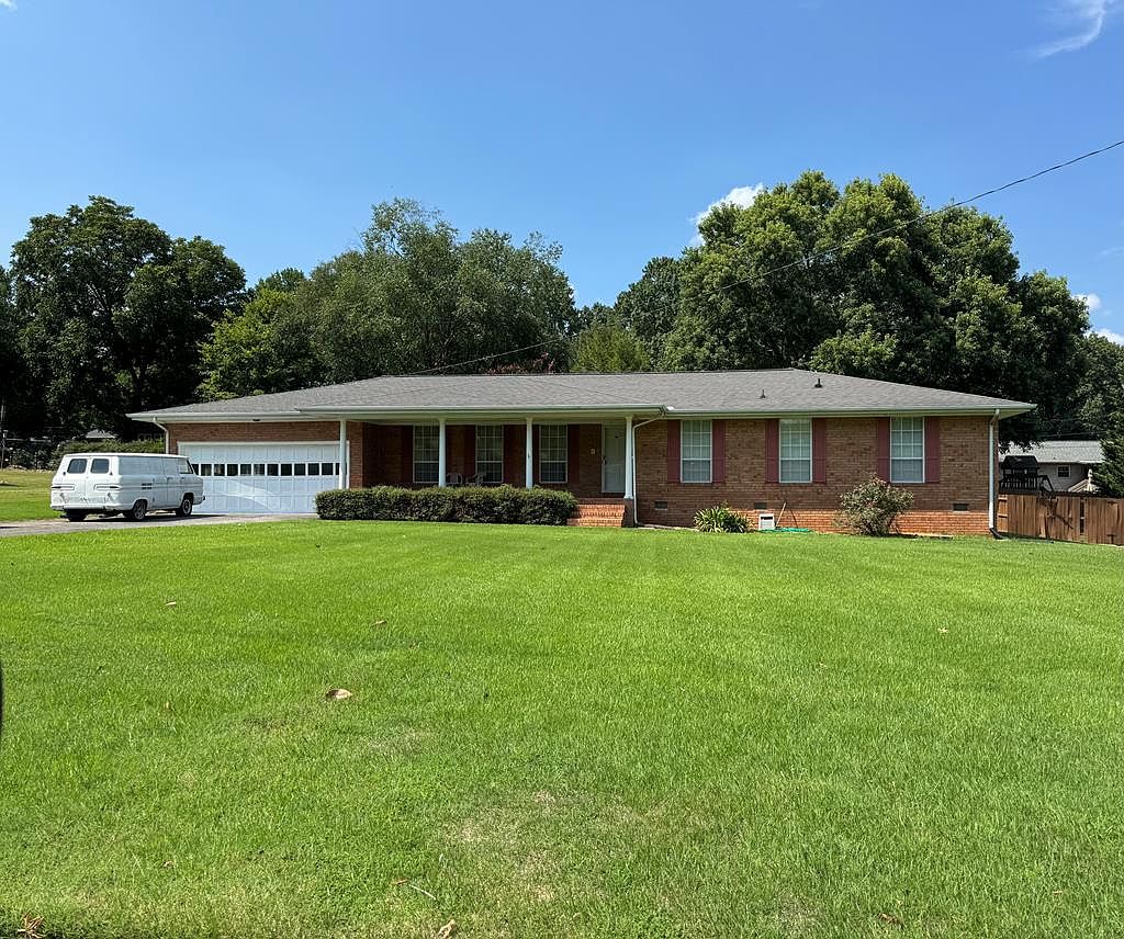 129 Lisa Ln, Dalton, GA 30720 | Zillow