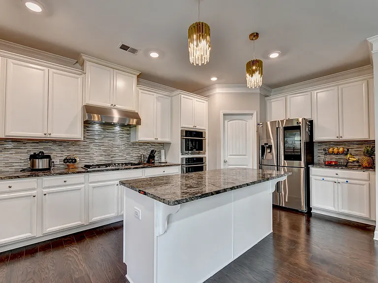 6035 Ashborough Park — Photo 20