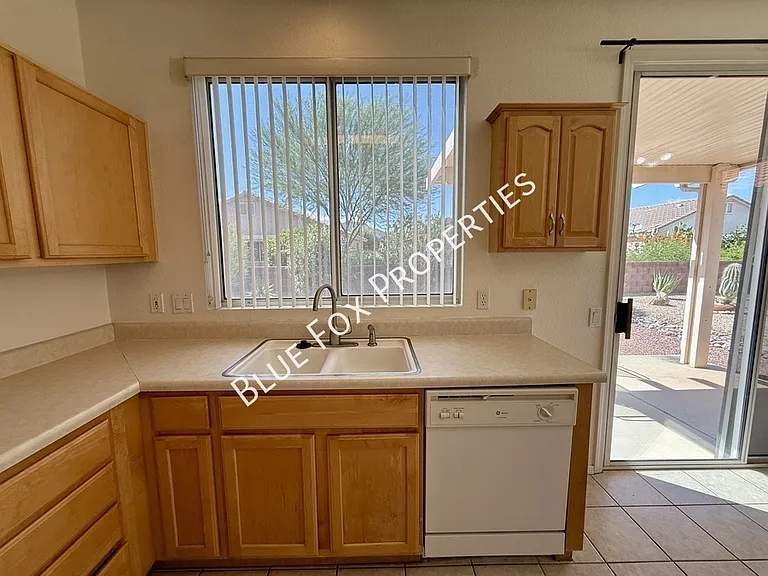 7992 W Cottonwood Wash Way — Photo 13