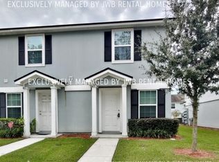 8415 McGirts Village Ln, Jacksonville, FL 32210