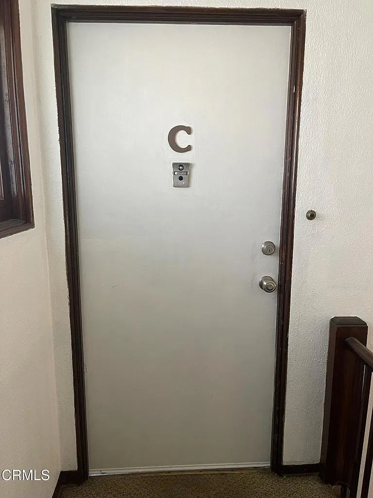 1 bed, 1.0 bath, 1000 sqft, $2,350 — Photo 3