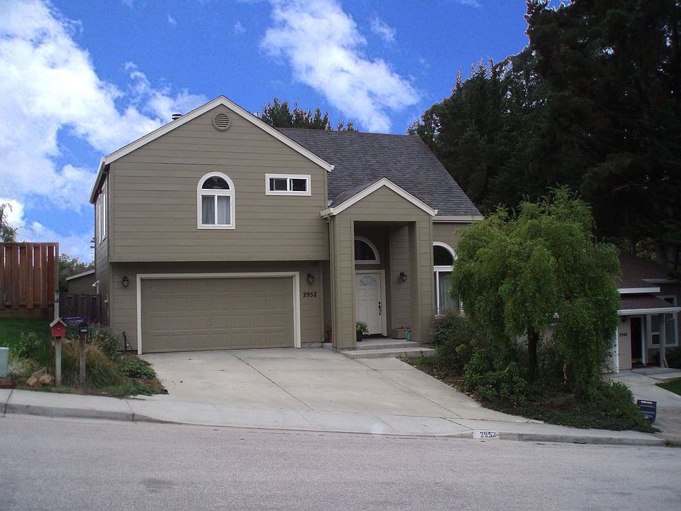 2nd image of 2952 Childers Ln