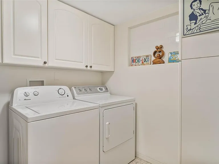 809 E 15th Ave — Photo 31