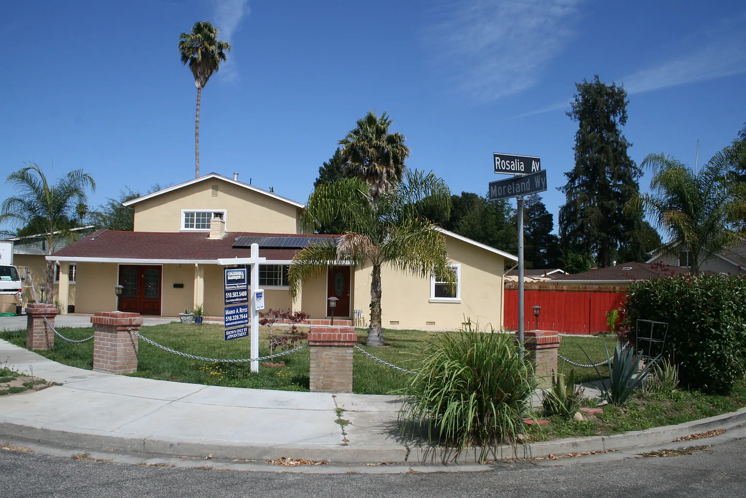 4131 Moreland Way photo 1