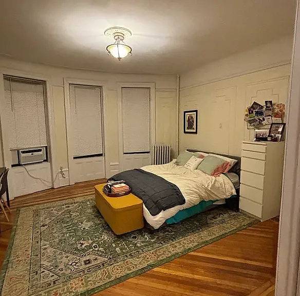 558 7th St #2A — Photo 2
