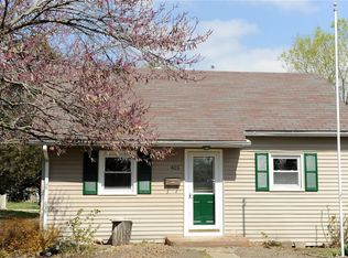 403 E 1st North St, Mount Olive, IL