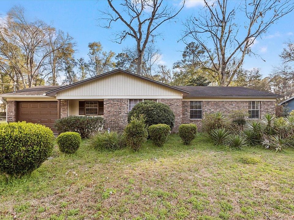 1st image of 3148 Wood Hill Dr