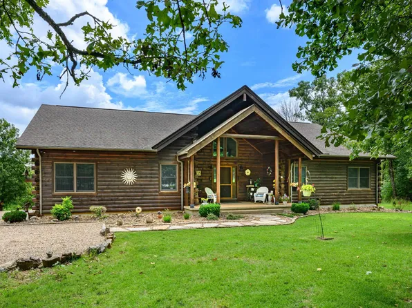 706 Blackjack Trl, Mountain Home, AR 72653