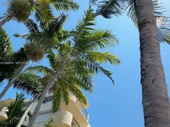 1673 Bay Rd APT 405, Miami Beach, FL 33139