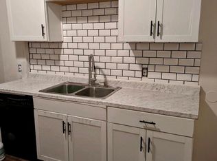 672 Middle Ave #B, Wilmerding, PA 15148