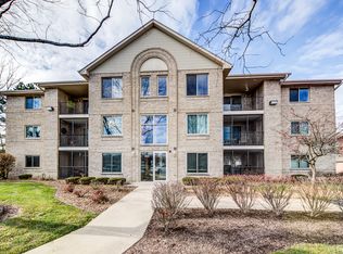 6850 Ridge Point Dr UNIT 3B, Oak Forest, IL 60452