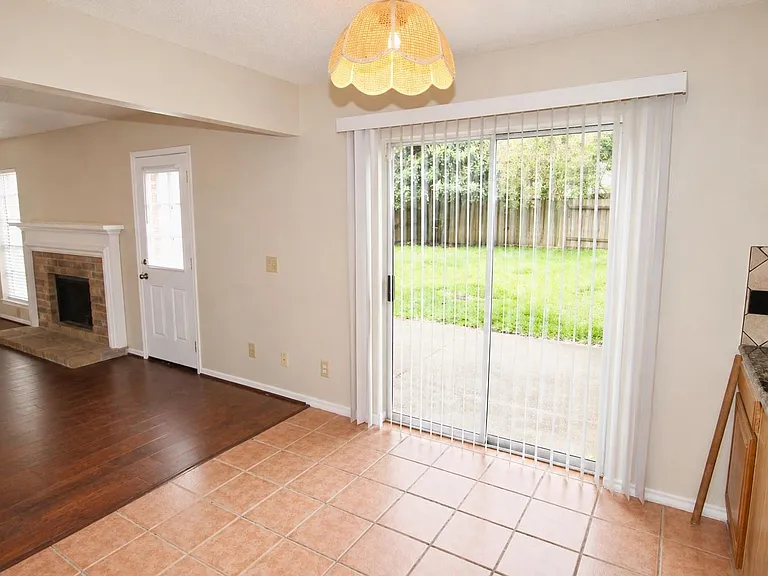3331 Oak Branch Ln — Photo 7
