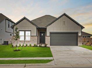 12215 Ridge Top Dr, Conroe, TX 77304