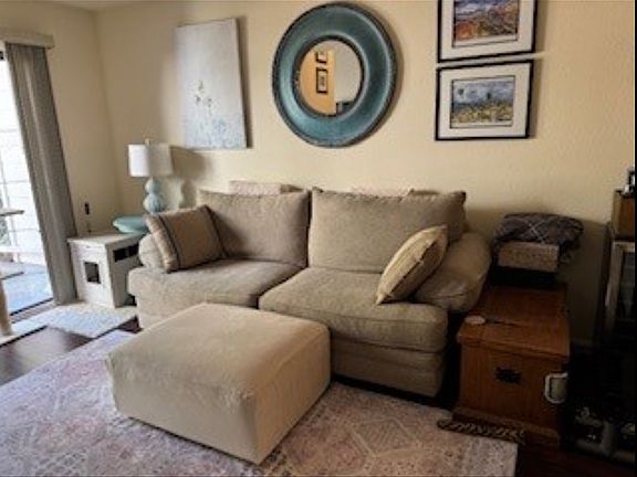 4th image of 110 Golden Gate Cir